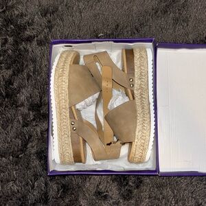 NWOT brown soda sandals